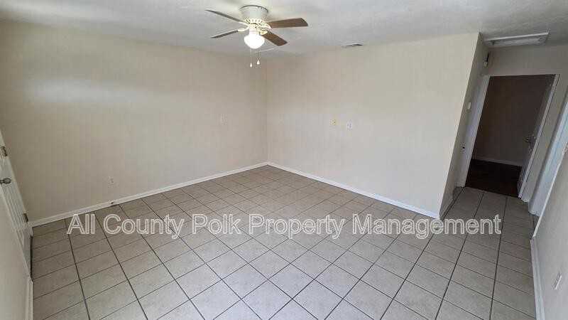 2617 Crutchfield Rd - Photo 4 of 16