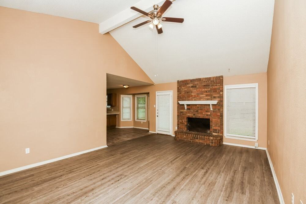 829 Minuteman Dr - Photo 5 of 28