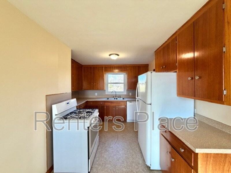 4920 S Maybelle Ave - Photo 5 of 18