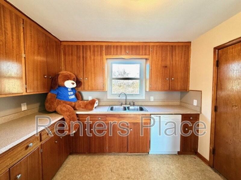 4920 S Maybelle Ave - Photo 6 of 18