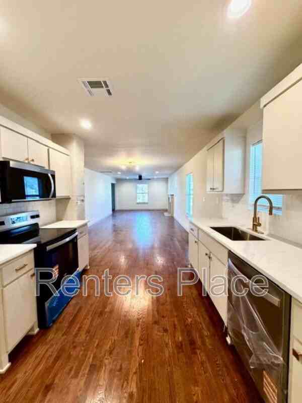 1425 N Denver Ave - Photo 7 of 16