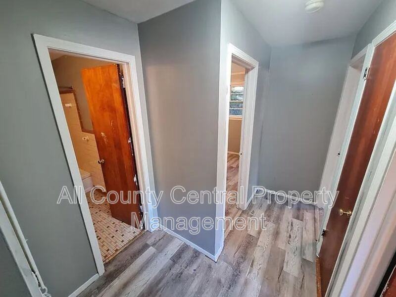 3346 Bedford Ln - Photo 5 of 8