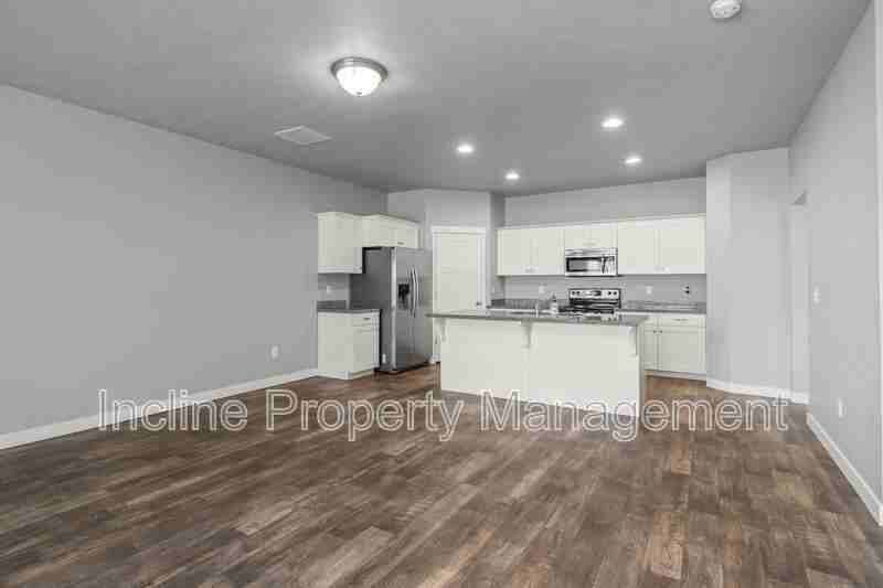 5638 W Island Ridge Dr - Photo 5 of 24