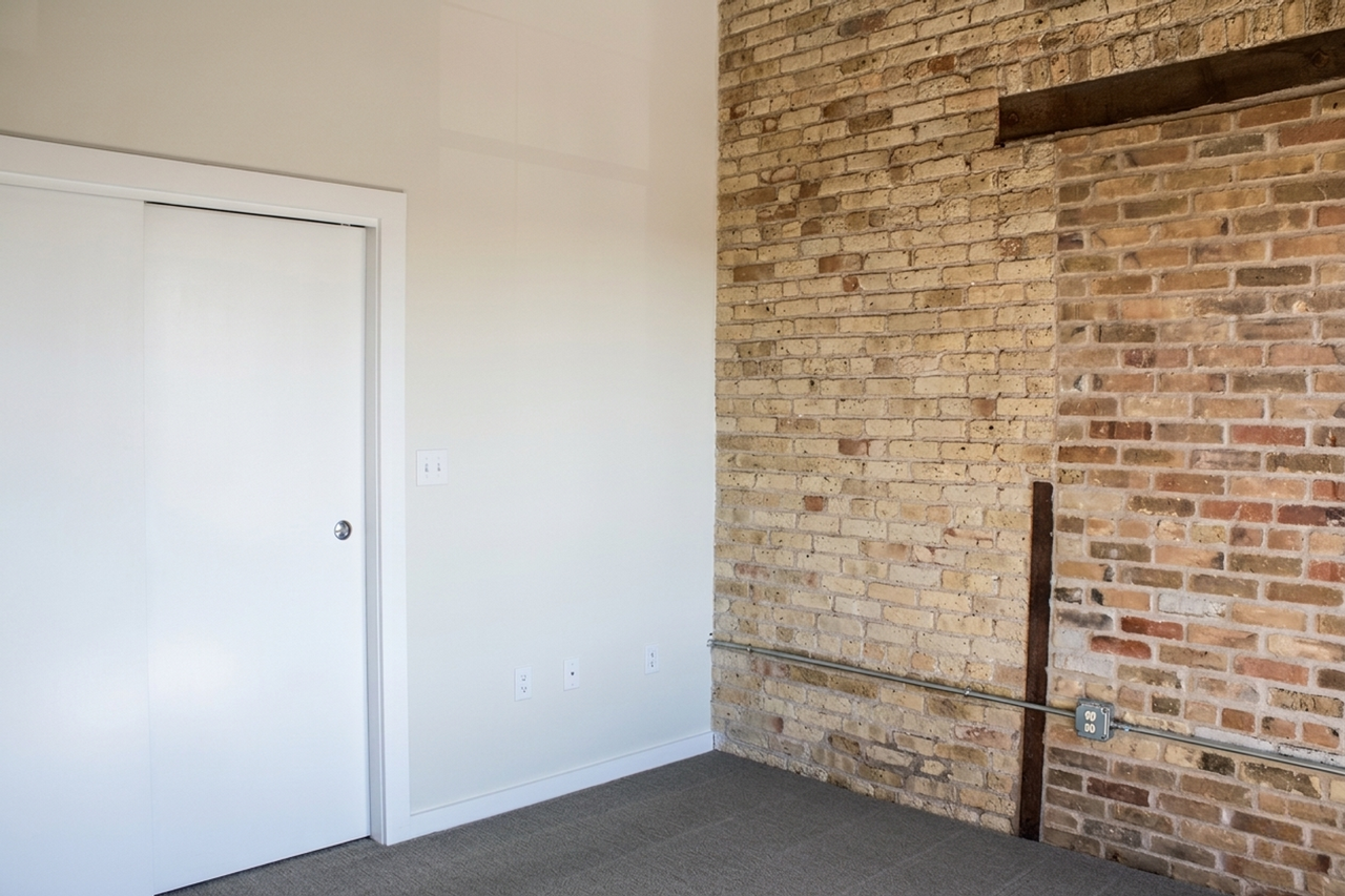 Beam House - Photo 5 of 31