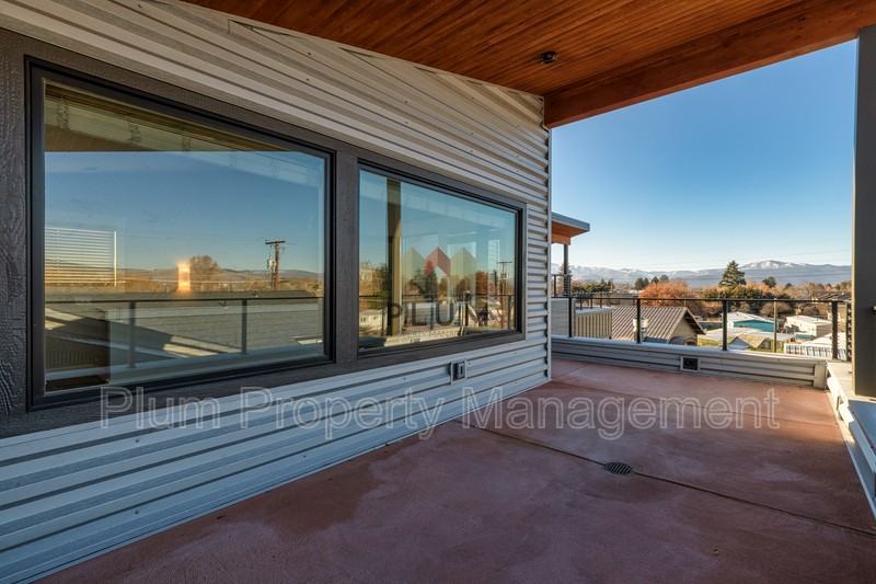 1613 Montana St #2 - Photo 6 of 16