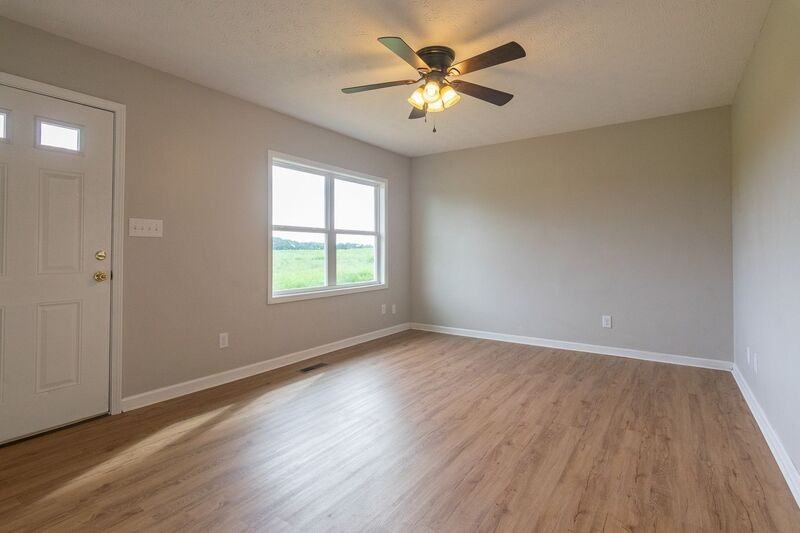 2927 Greensboro Hwy - Photo 3 of 15