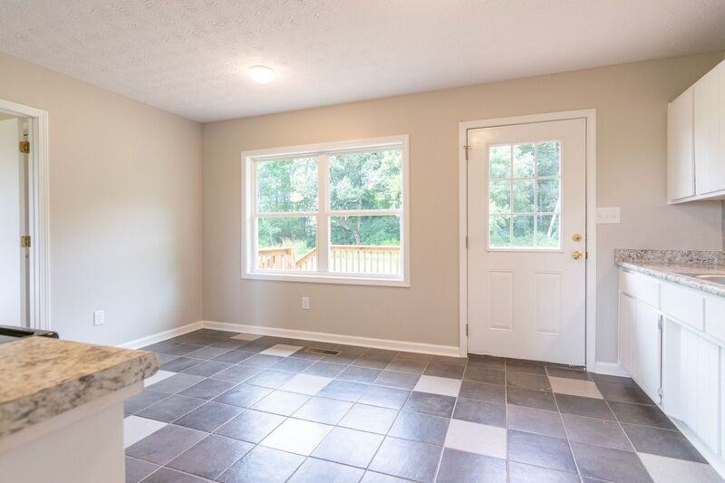 2927 Greensboro Hwy - Photo 4 of 15