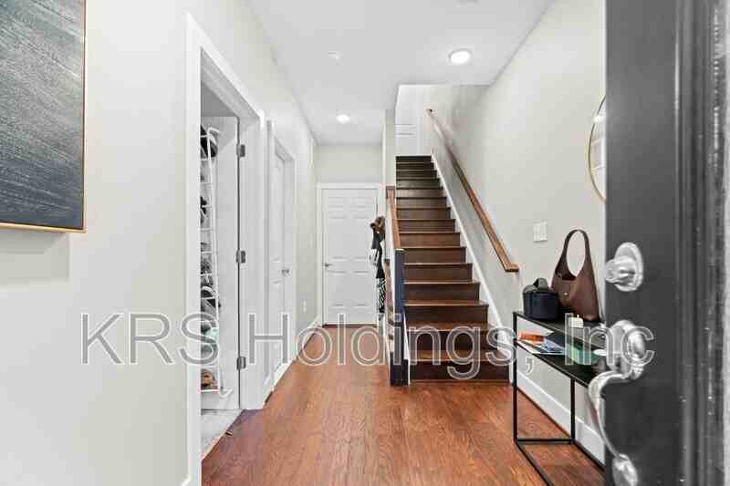 418 Nottoway Walk - Photo 4 of 18