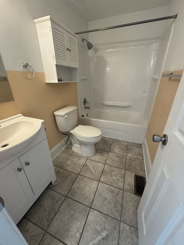 622 N 29th St - Photo 7 of 9