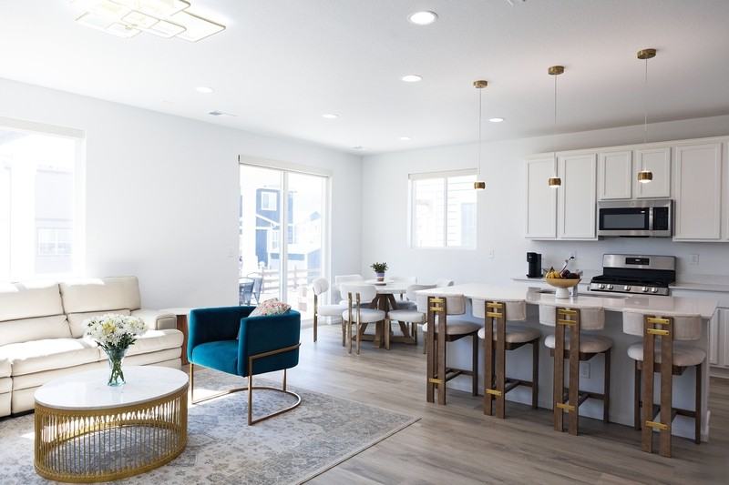 2327 Prairie Smoke Dr - Photo 2 of 20