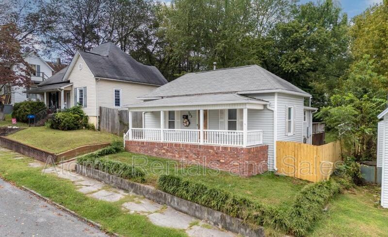 703 W 2nd Ave - Photo 3 of 27