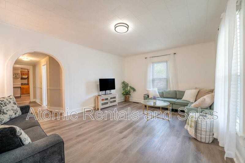 703 W 2nd Ave - Photo 6 of 27