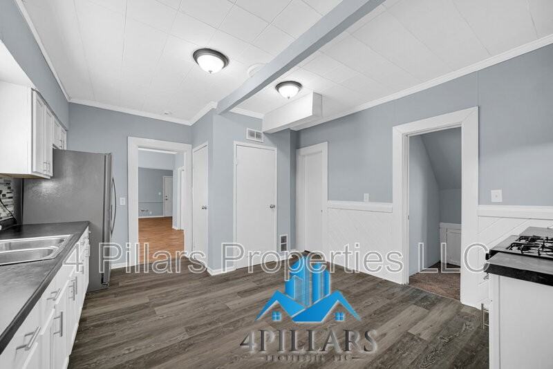 617 Kane St - Photo 5 of 32