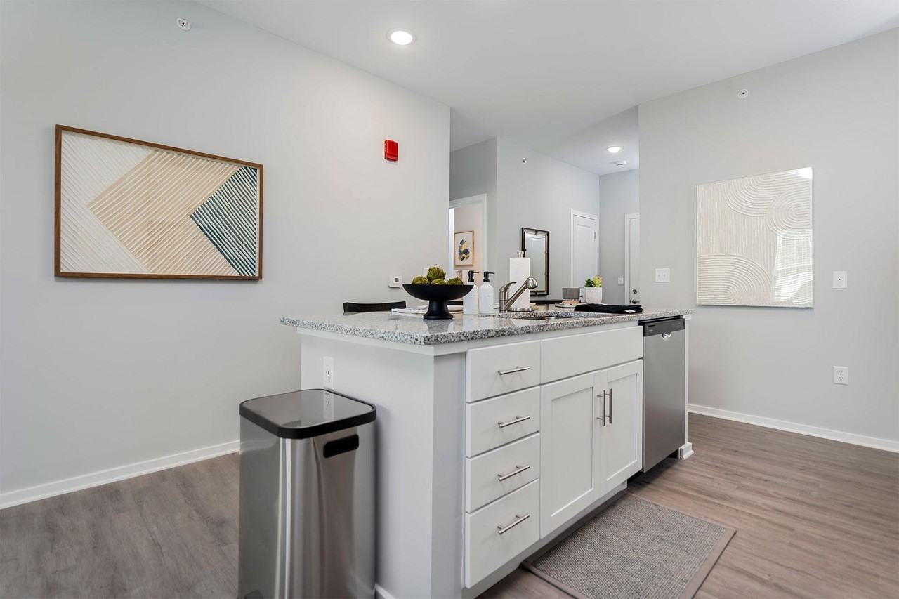 Echo Ridge Apartments - Photo 2 of 35