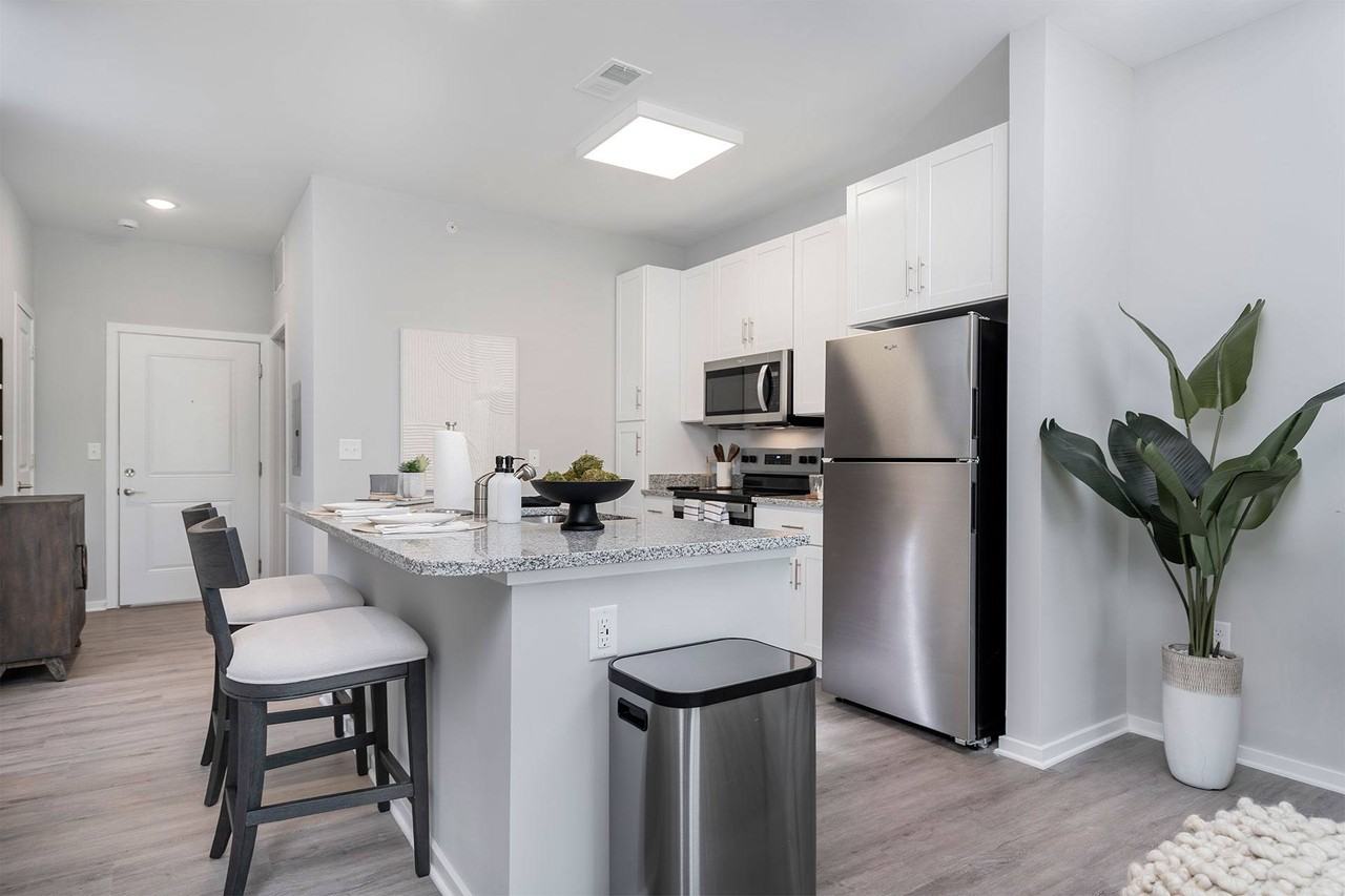 Echo Ridge Apartments - Photo 3 of 35