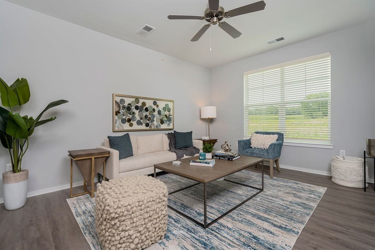 Echo Ridge Apartments - Photo 7 of 35