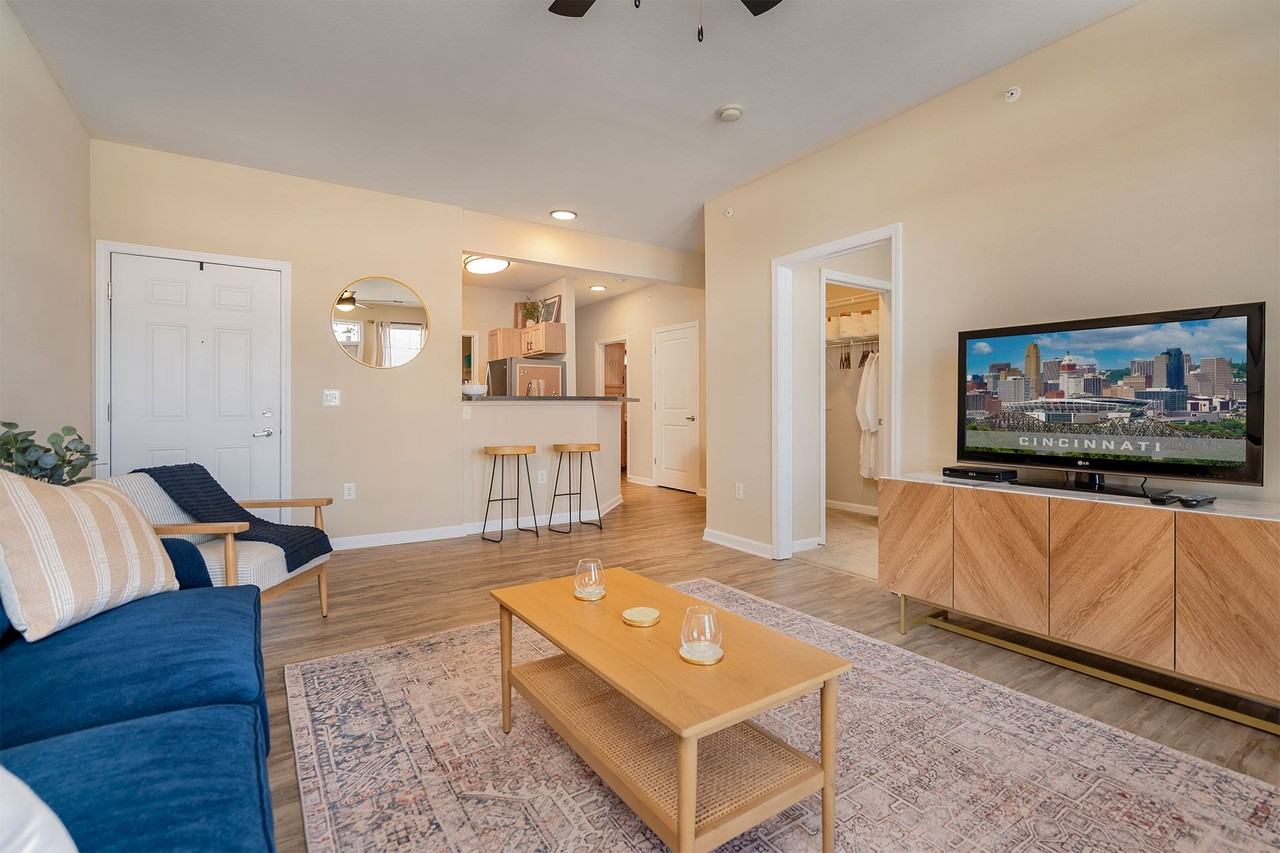 Brookstone Crossing Apartments - Photo 2 of 22