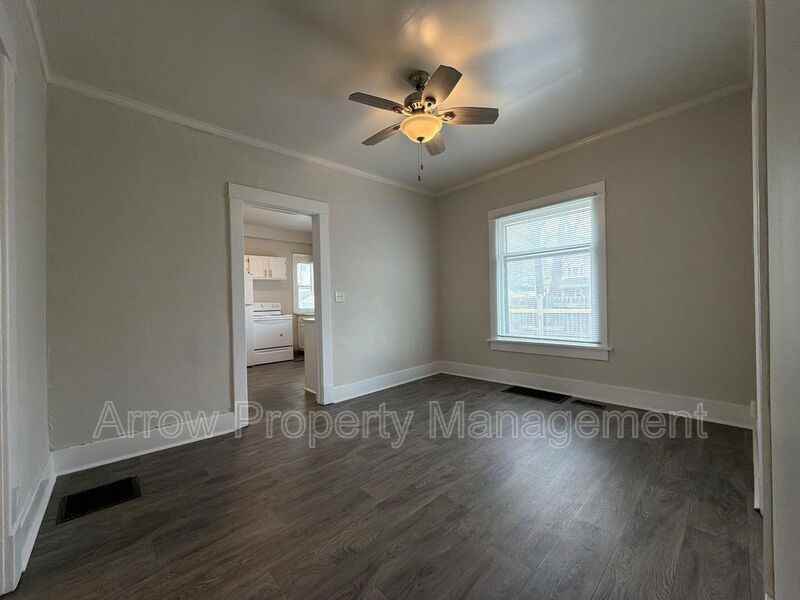 2832 Dudley St - Photo 4 of 18