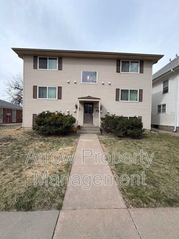 1410 F St #8 - Photo 7 of 7