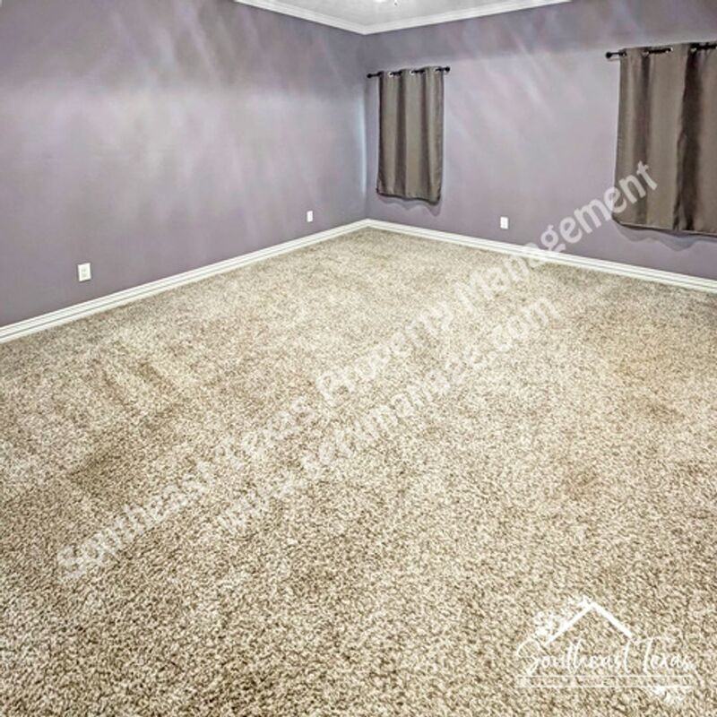 2424 Avenue C - Photo 6 of 16