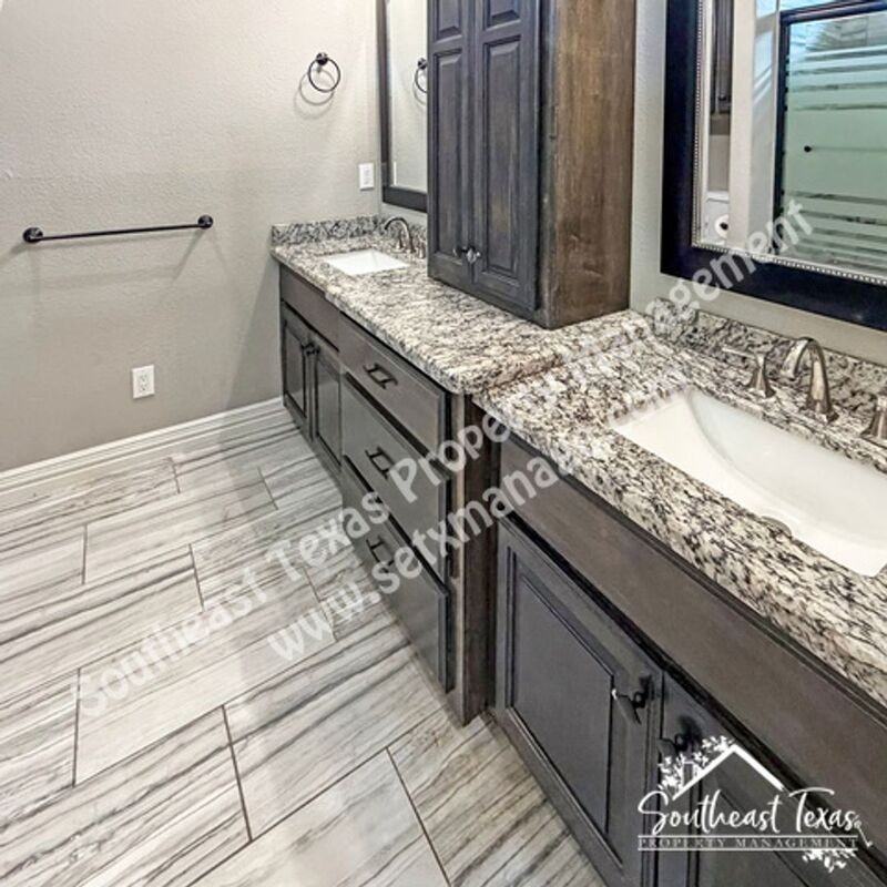 2424 Avenue C - Photo 7 of 16