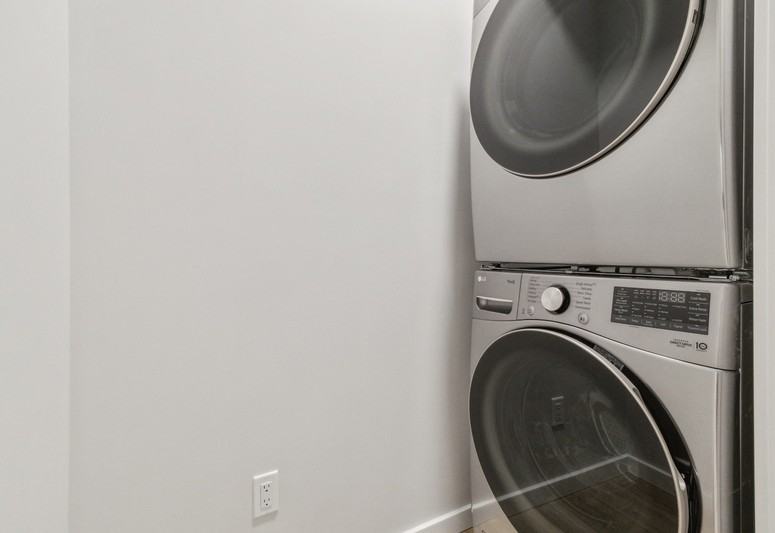 20752 24 Ave Nw #BS - Photo 4 of 10