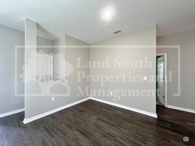 3419 Cup Dr - Photo 4 of 18