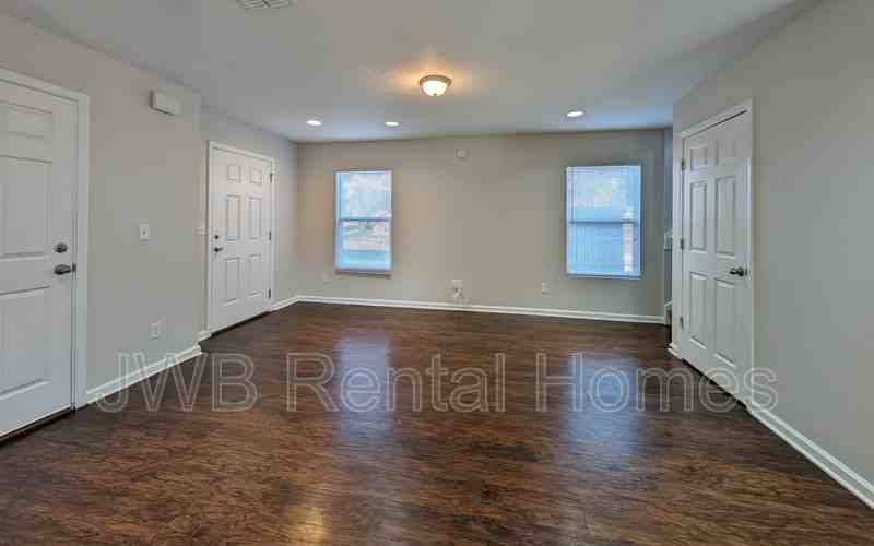 8975 3rd Ave - Photo 7 of 14