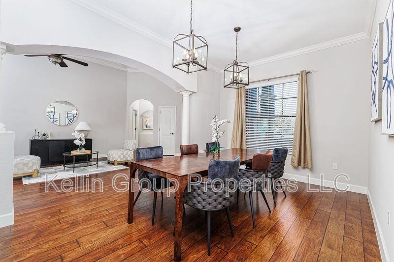 1455 Silver Leaf Dr - Photo 7 of 50