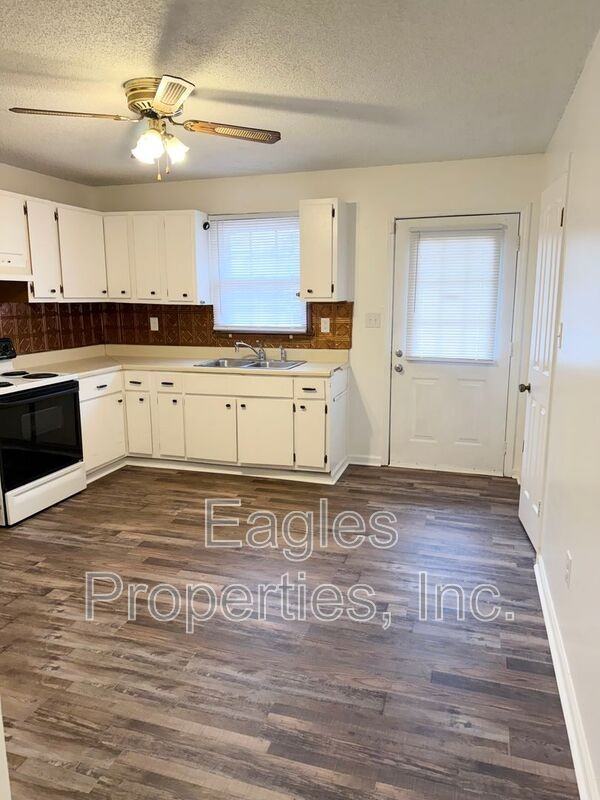 1401A Dakota Ave - Photo 4 of 8