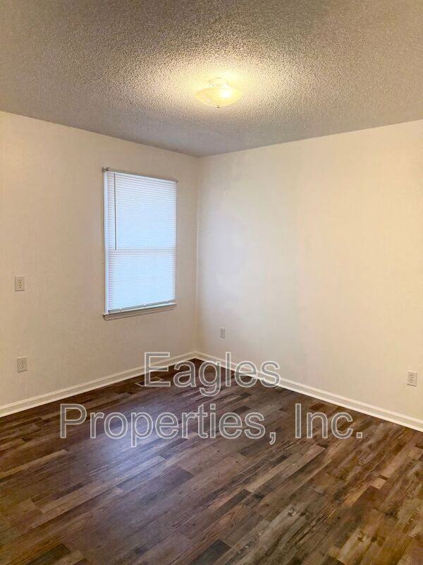 1401A Dakota Ave - Photo 7 of 8