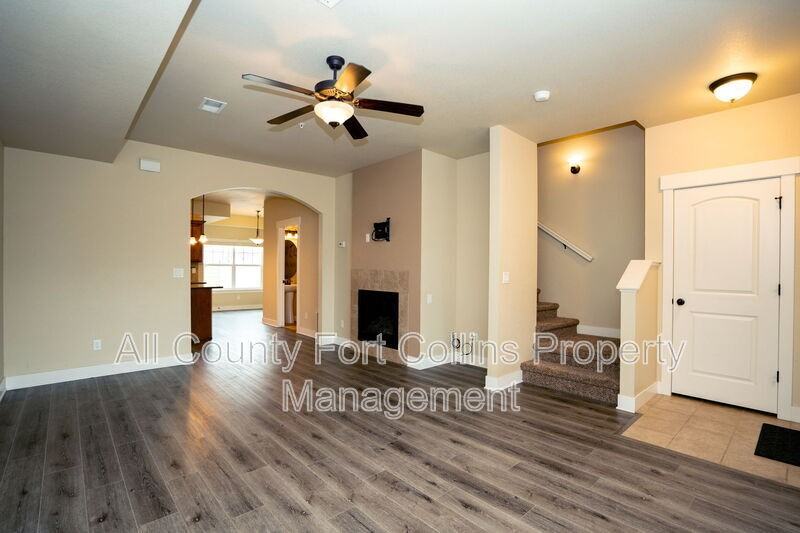 5020 Cinquefoil Ln #E - Photo 2 of 17