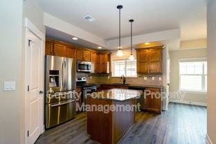 5020 Cinquefoil Ln #E - Photo 1 of 1