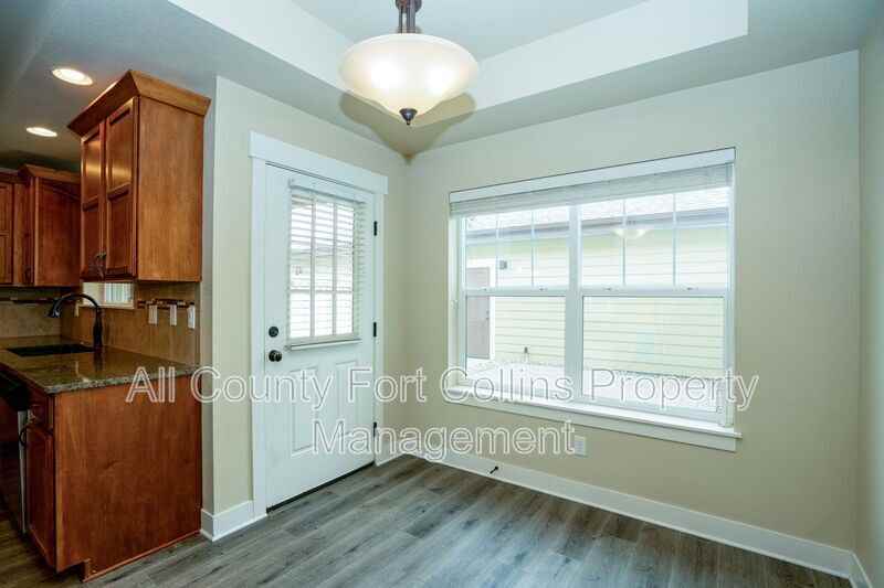 5020 Cinquefoil Ln #E - Photo 7 of 17