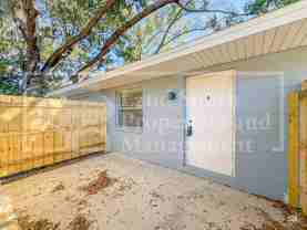 815 W Carole St #8 - Photo 1 of 1