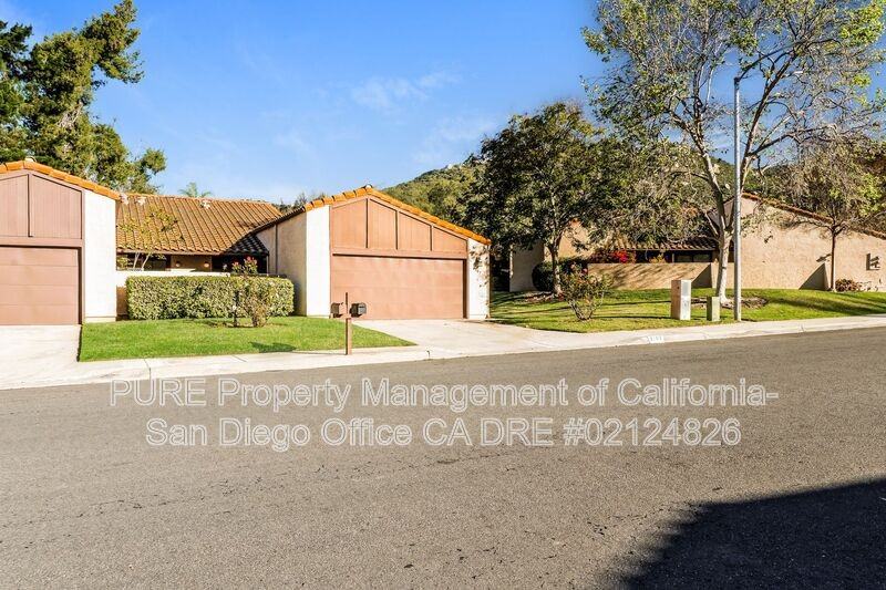 2107 David Dr - Photo 2 of 22