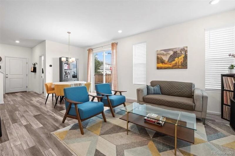 13770 Ash Cir - Photo 2 of 21