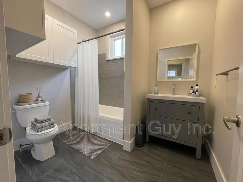 163 East 5th St - Photo 4 of 13