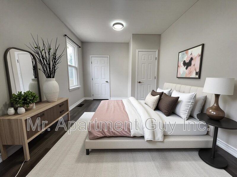 163 East 5th St - Photo 5 of 13