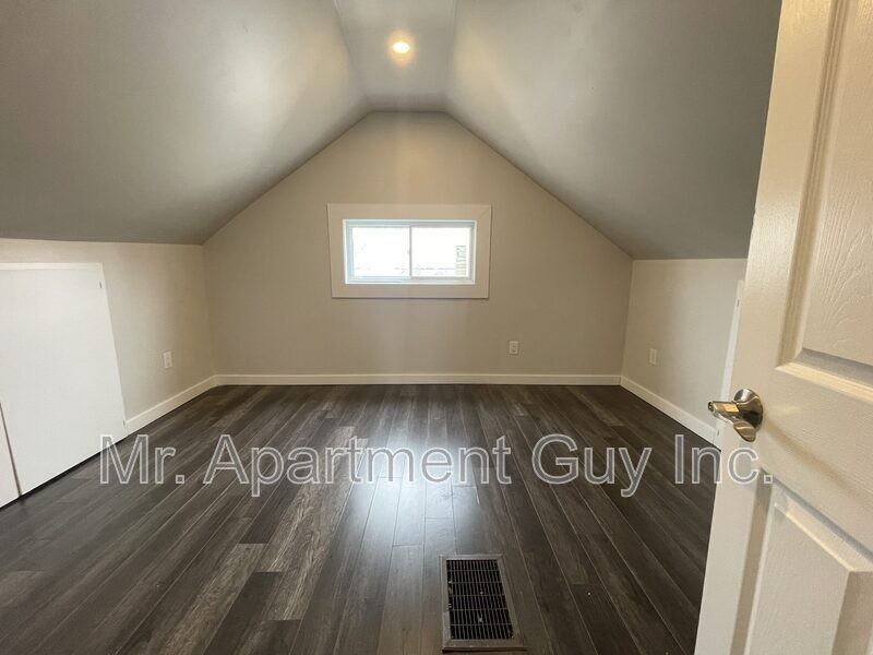 163 East 5th St - Photo 6 of 13