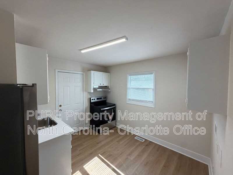 1732 Newland Rd - Photo 6 of 28