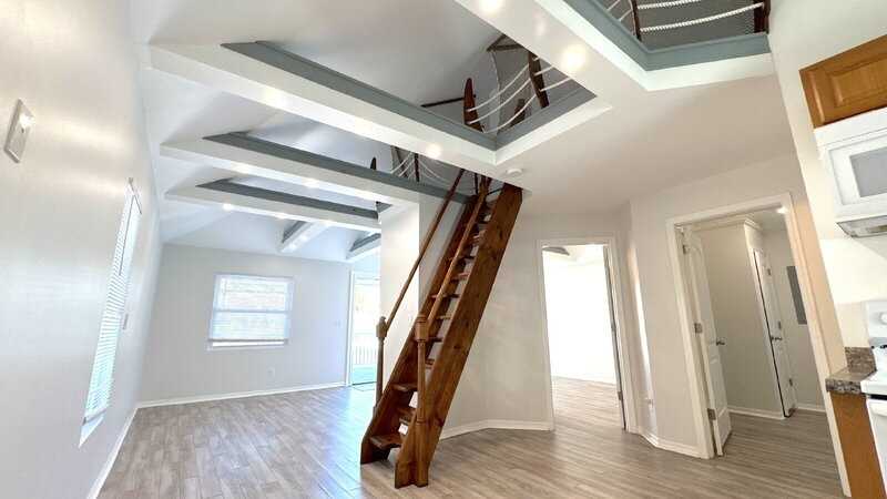 215 N Wild Olive Ave #2 - Photo 5 of 32
