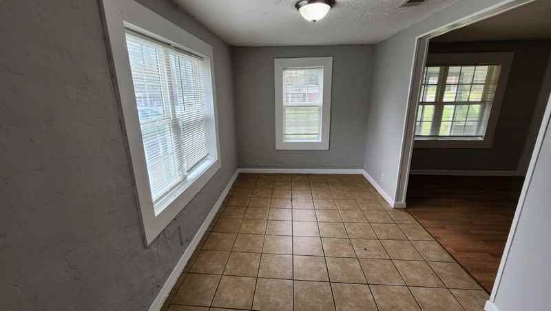 840 Martin Luther King Jr St - Photo 7 of 24