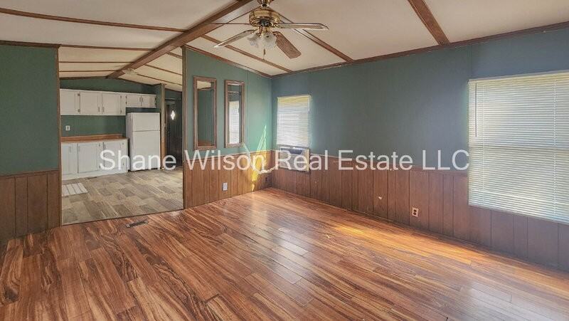 285 Rogers Rd - Photo 3 of 13