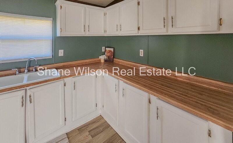 285 Rogers Rd - Photo 4 of 13