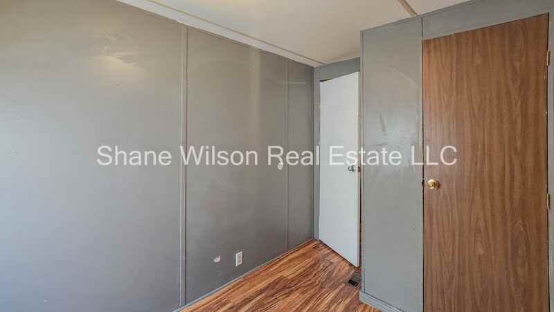 285 Rogers Rd - Photo 6 of 13