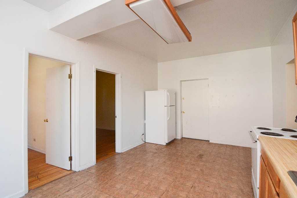 3145 W Medill Ave #1 - Photo 5 of 21