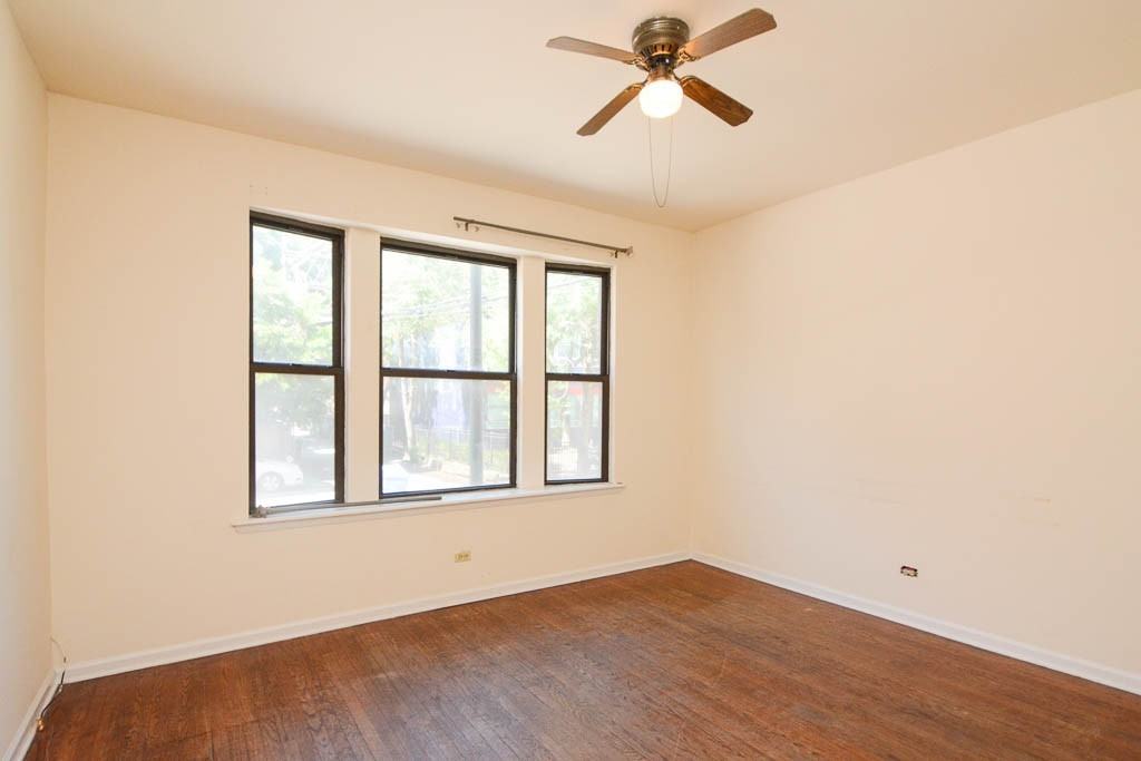 3145 W Medill Ave #1 - Photo 7 of 21