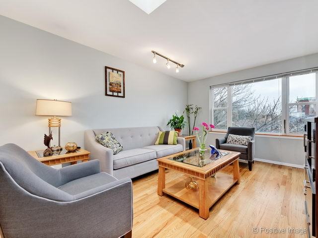 1636 W Ohio St #3 - Photo 6 of 15