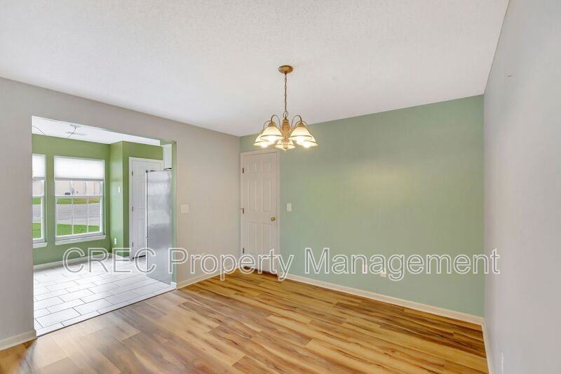 207 Lynton Ct - Photo 7 of 50